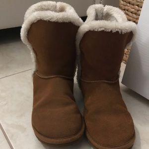 American eagle boots in size 8